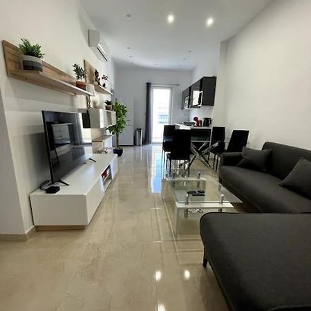 Brand New Appartement Of Two Bedrooms In Sliema Ngoại thất bức ảnh